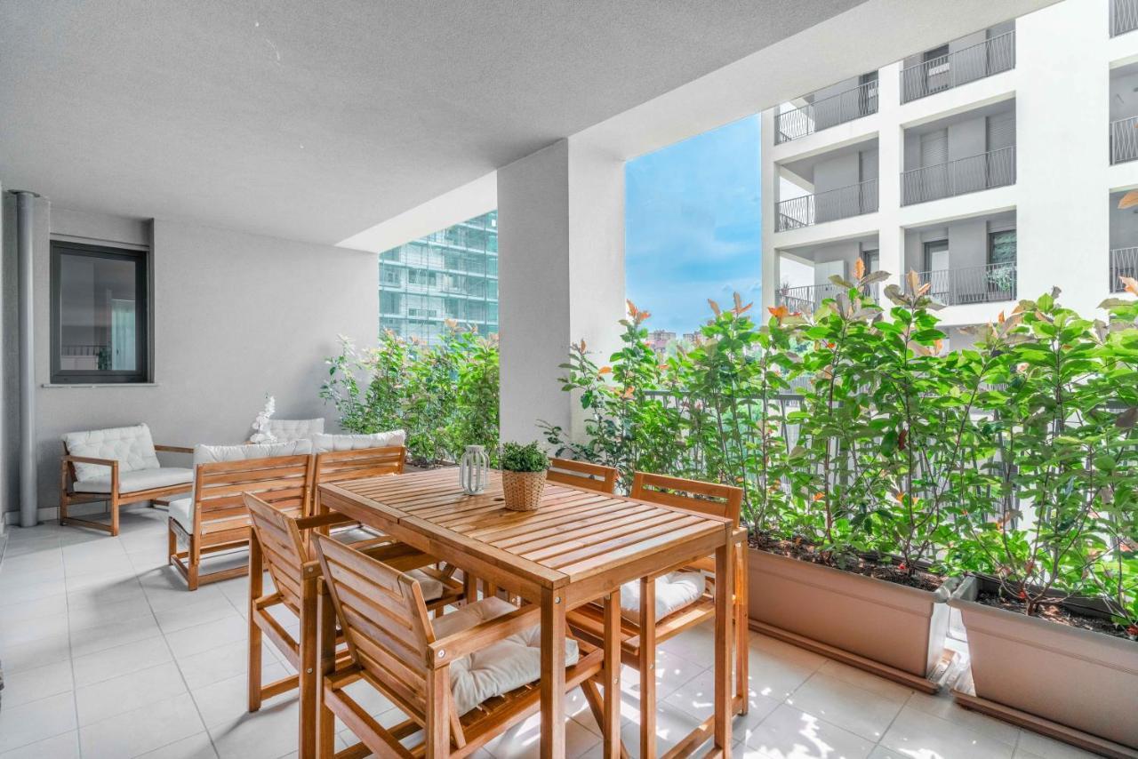 Modern With Terrace & Garage By Ndp Rent Apartment Milan Luaran gambar
