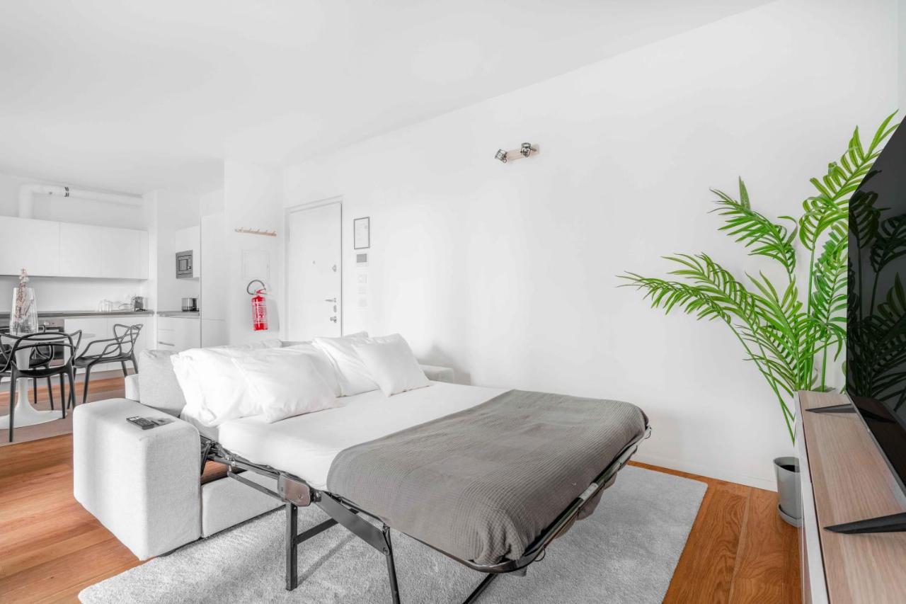 Modern With Terrace & Garage By Ndp Rent Apartment Milan Luaran gambar